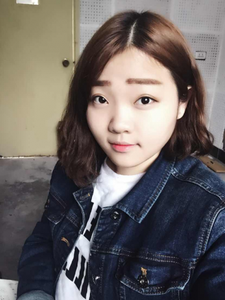 张柳依.png